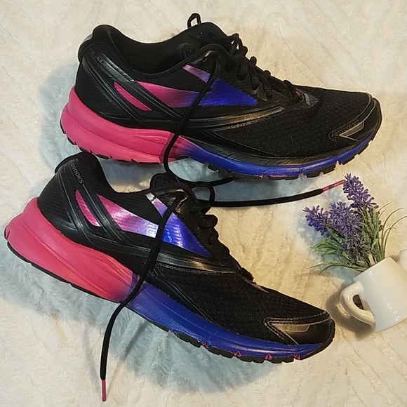 brooks launch 4 women's size 10